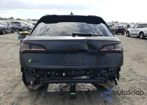 2018 Audi Sq5 Premium Plus z USA, uszkodzony, nr VIN WA1A4AFY2J2139462